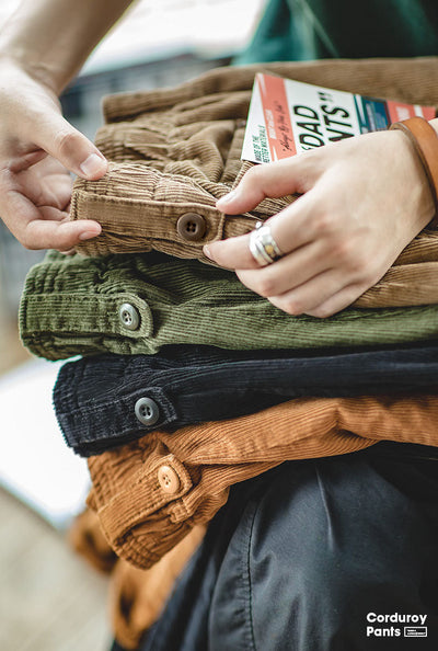 Pantalones anchos de pana para hombre