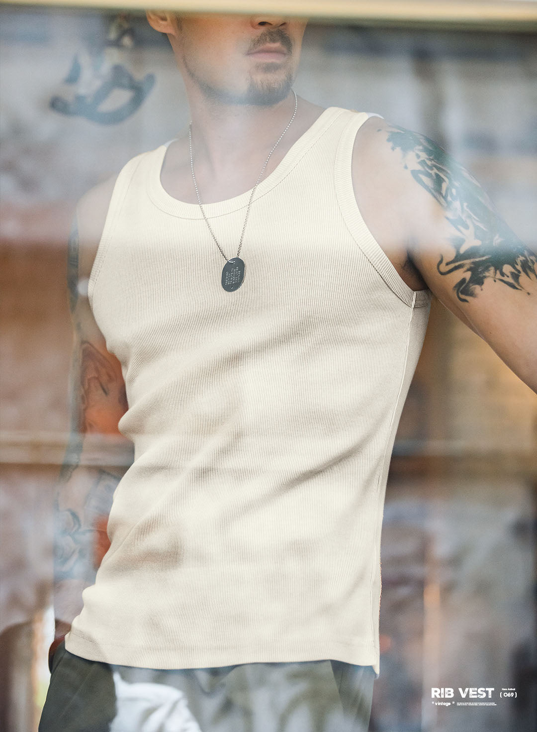 Camiseta sin mangas acanalada de corte entallado para hombre