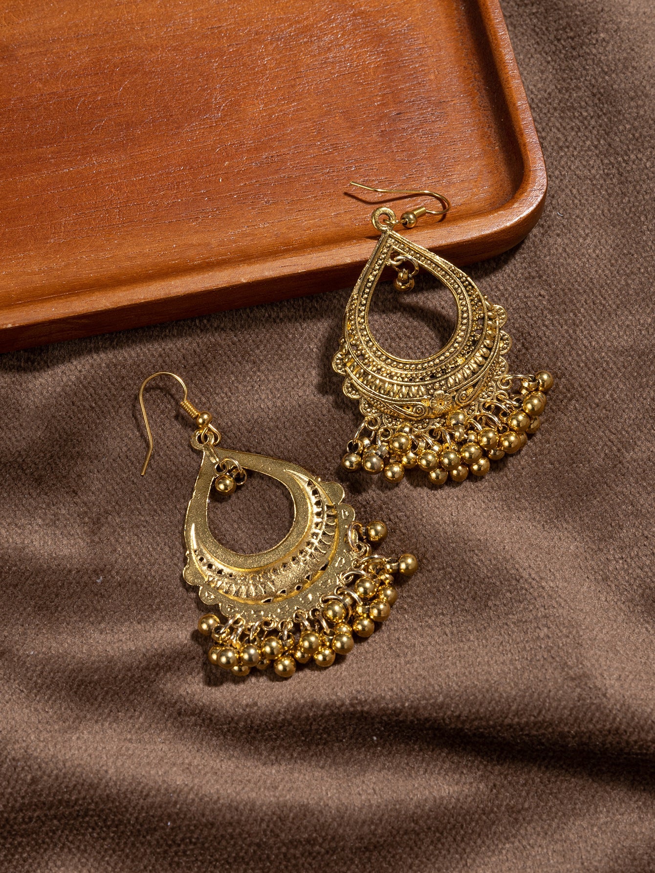 Pendientes Jhumka de aleación de estilo étnico